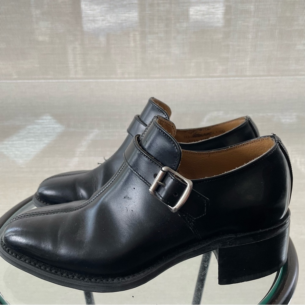 Vintage Shellys London black leather shoes with lots of life left!  Size 4UK